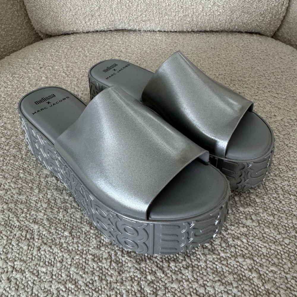 Melissa x Marc Jacobs Becky Platform Slide Sandals (NWOT)